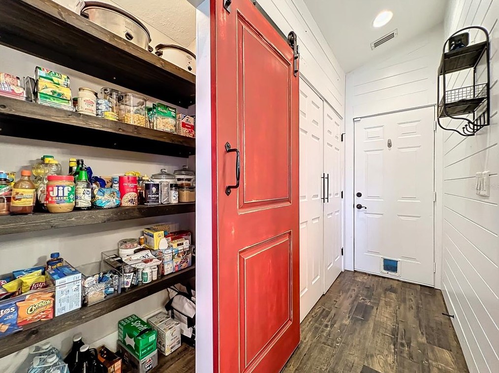 2715 Snow Goose Ln, Lake Mary FL  32746-7411 exterior