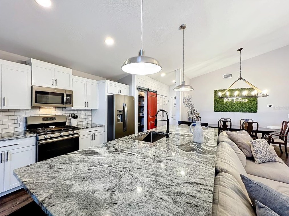 2715 Snow Goose Ln, Lake Mary FL  32746-7411 exterior