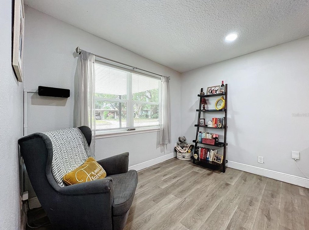 4210 Haverstraw Ave, Orlando FL 32812-5817 exterior