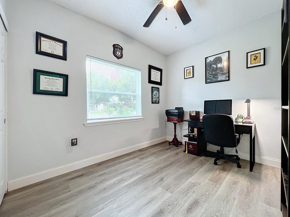 4210 Haverstraw Ave, Orlando FL 32812-5817 exterior