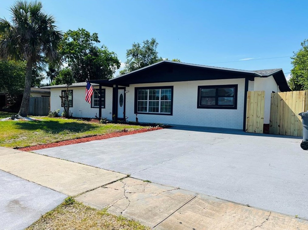 2765 Winstead Dr, Titusville FL  32796-1937 exterior