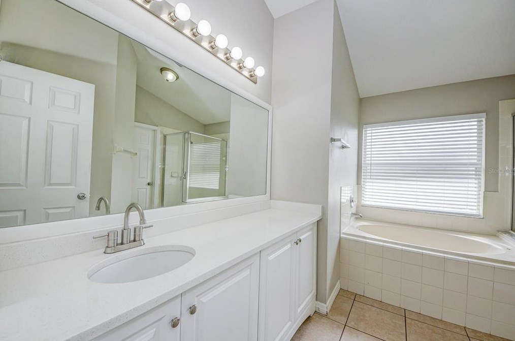 2304 Walnut Canyon Dr, Kissimmee FL  34758-1720 exterior