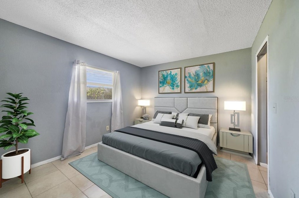 3293 Split Willow Dr, Orlando FL  32808-3736 exterior