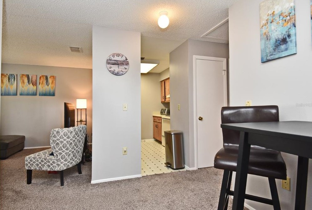 201 Dorchester Sq, Lake Mary FL  32746-4216 exterior