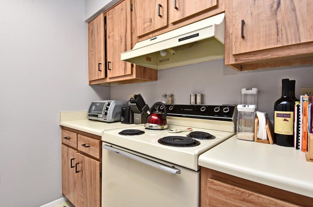 201 Dorchester Sq, Lake Mary FL  32746-4216 exterior