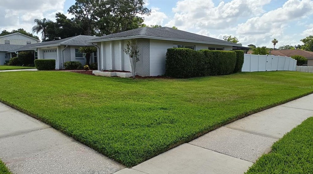 533 Teakwood Dr, Altamonte Springs FL 32714-7429 exterior