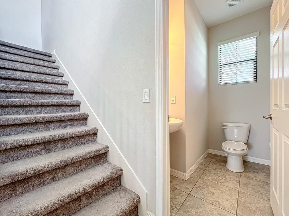 2422 7 Oaks Dr, Saint Cloud FL  34772-0078 exterior