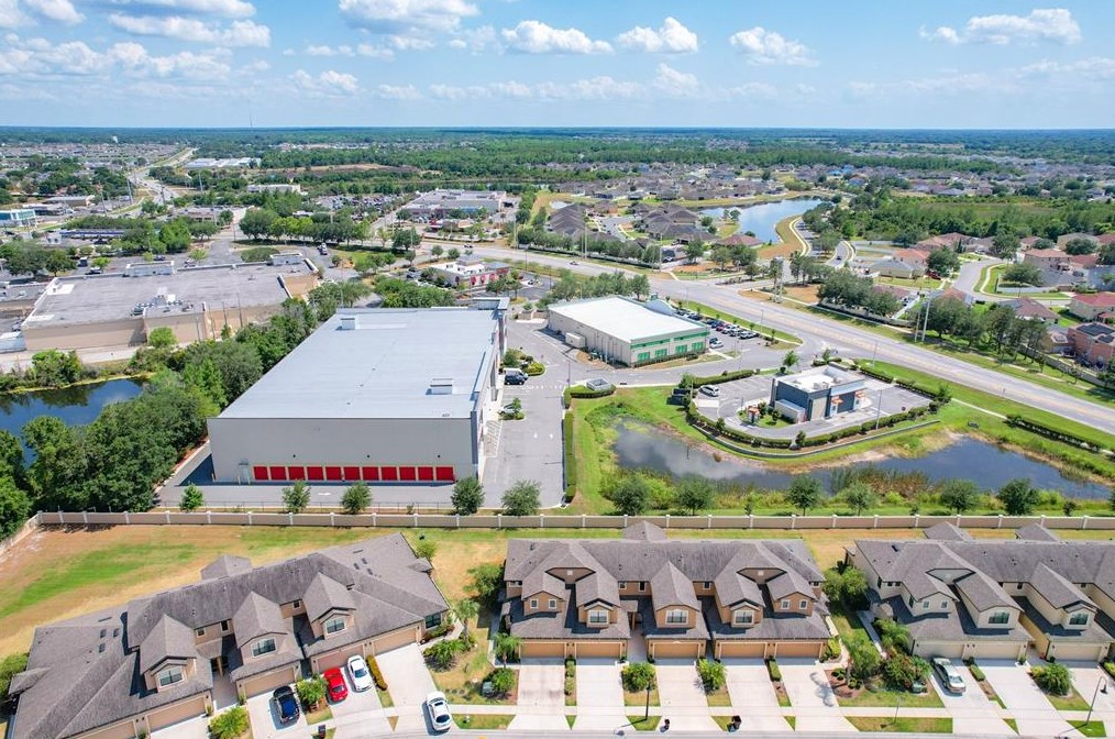 2422 7 Oaks Dr, Saint Cloud FL  34772-0078 exterior