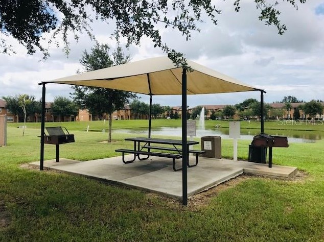 202 Palermo St, Davenport FL  33897-6903 exterior