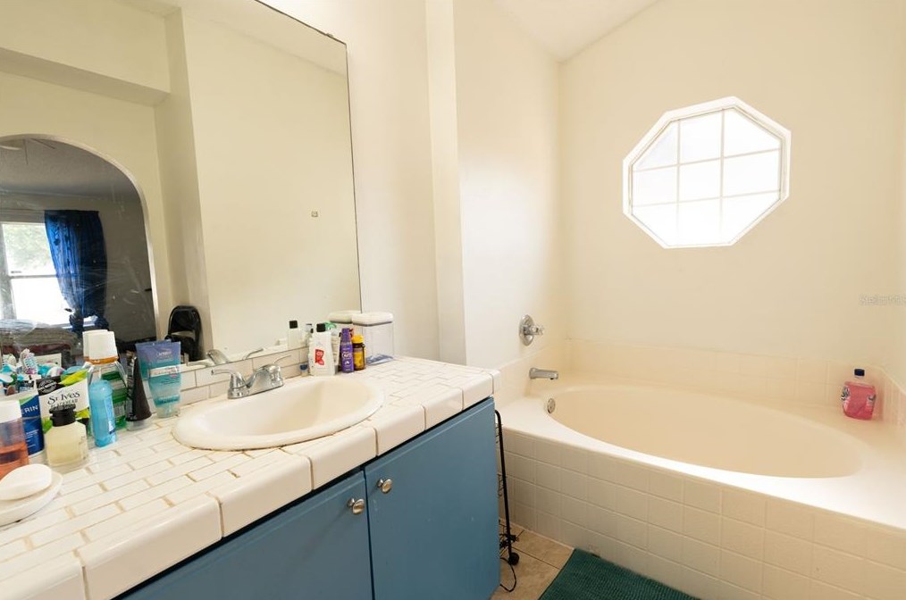 201 Cross Creek Rd, Davenport FL  33837-4701 exterior