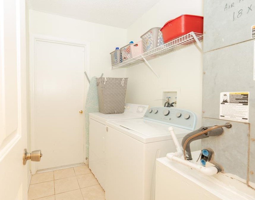 201 Cross Creek Rd, Davenport FL  33837-4701 exterior