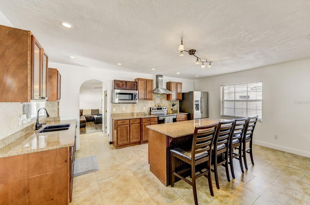 602 Bryan Ct, Altamonte Springs FL 32701-6301 exterior