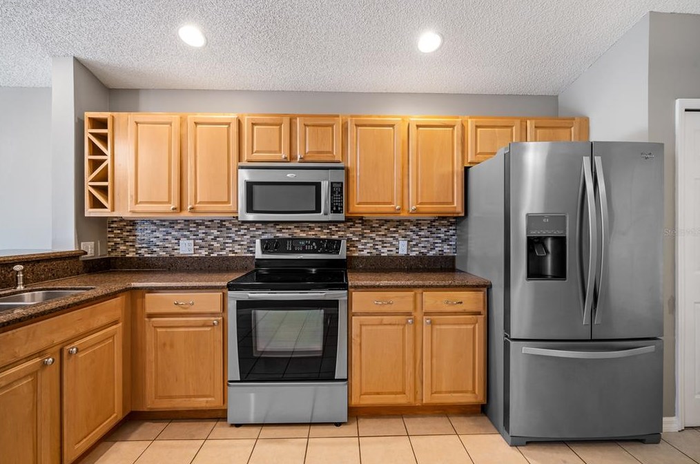 586 Manderley Run, Lake Mary FL  32746-2615 exterior