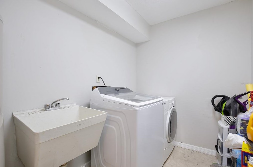 102 Bch Ave, Altamonte Springs FL 32701-7901 exterior