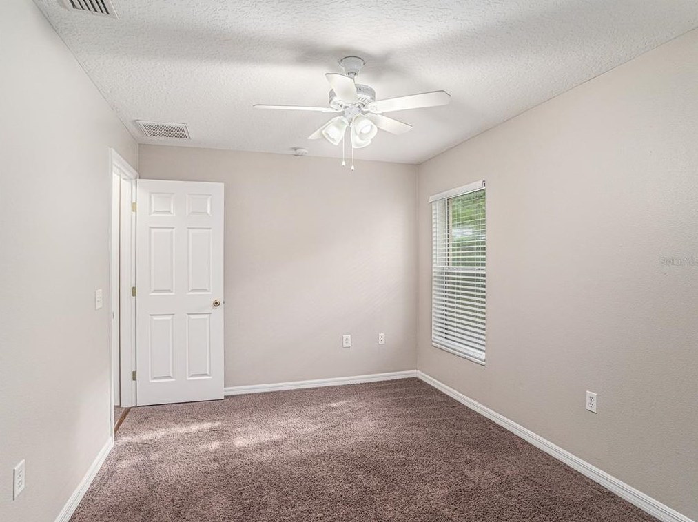 1102 Old Mossy Ct, Plant City FL  33563-6578 exterior
