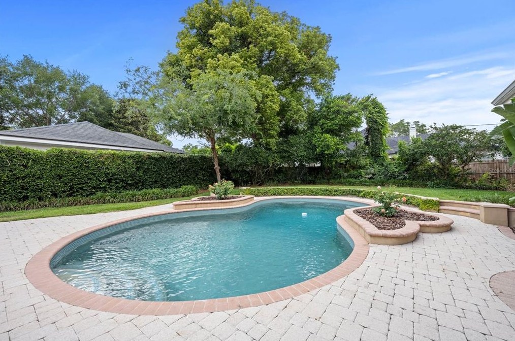 1181 Via Capri, Winter Park FL  32789-2635 exterior