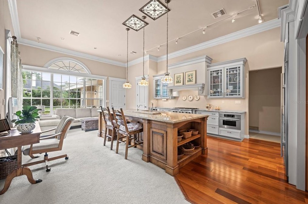 1181 Via Capri, Winter Park FL  32789-2635 exterior