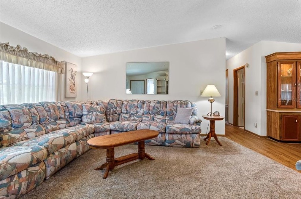 35939 Tanda Cir, Zephyrhills FL exterior