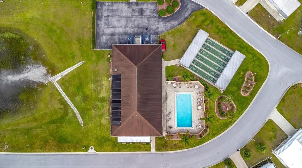 35939 Tanda Cir, Zephyrhills FL exterior