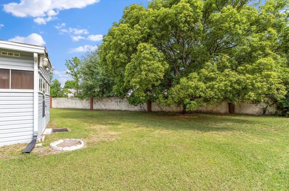 35939 Tanda Cir, Zephyrhills FL exterior