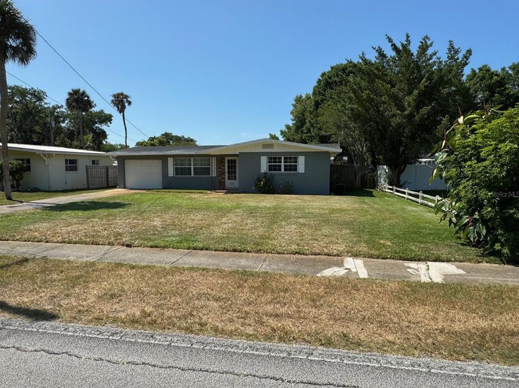 721 Wayne Ave, New Smyrna FL  32168-6323 exterior