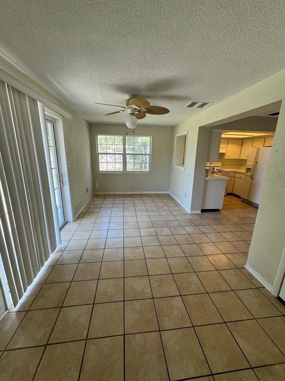 721 Wayne Ave, New Smyrna FL  32168-6334 exterior