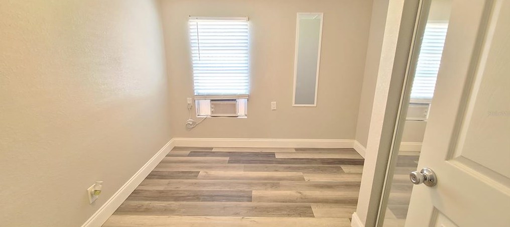 59 Lawrence Ct, Daytona Beach FL  32127-6011 exterior