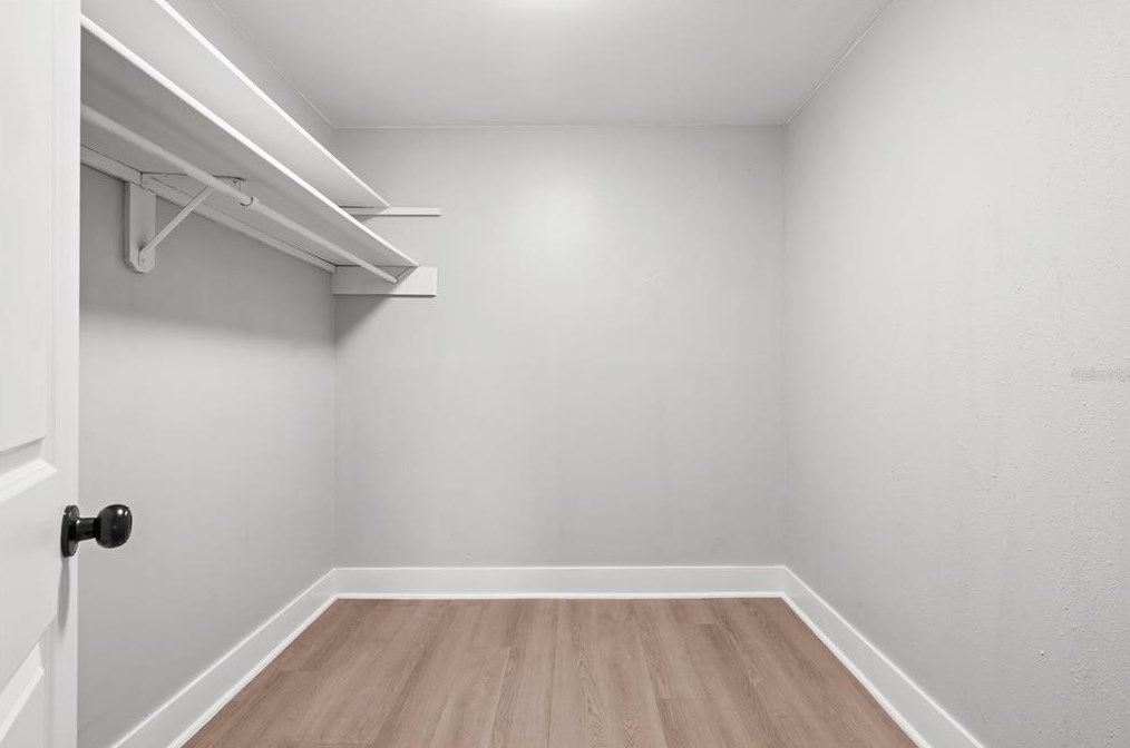 1808 Paradise Dr, Kissimmee FL 34741-2013 exterior