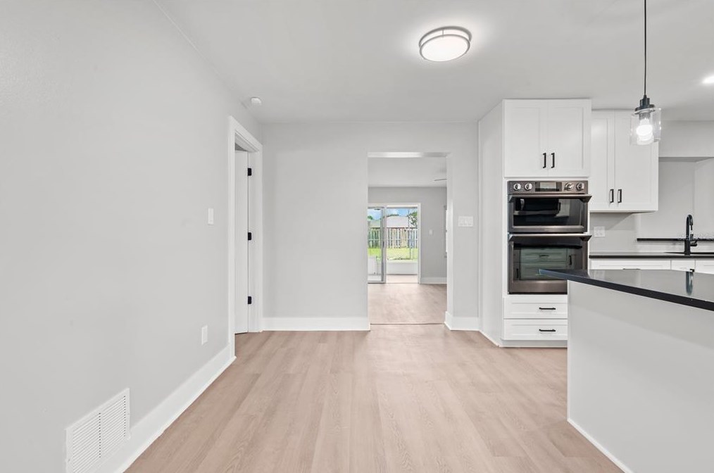 1808 Paradise Dr, Kissimmee FL 34741-2013 exterior