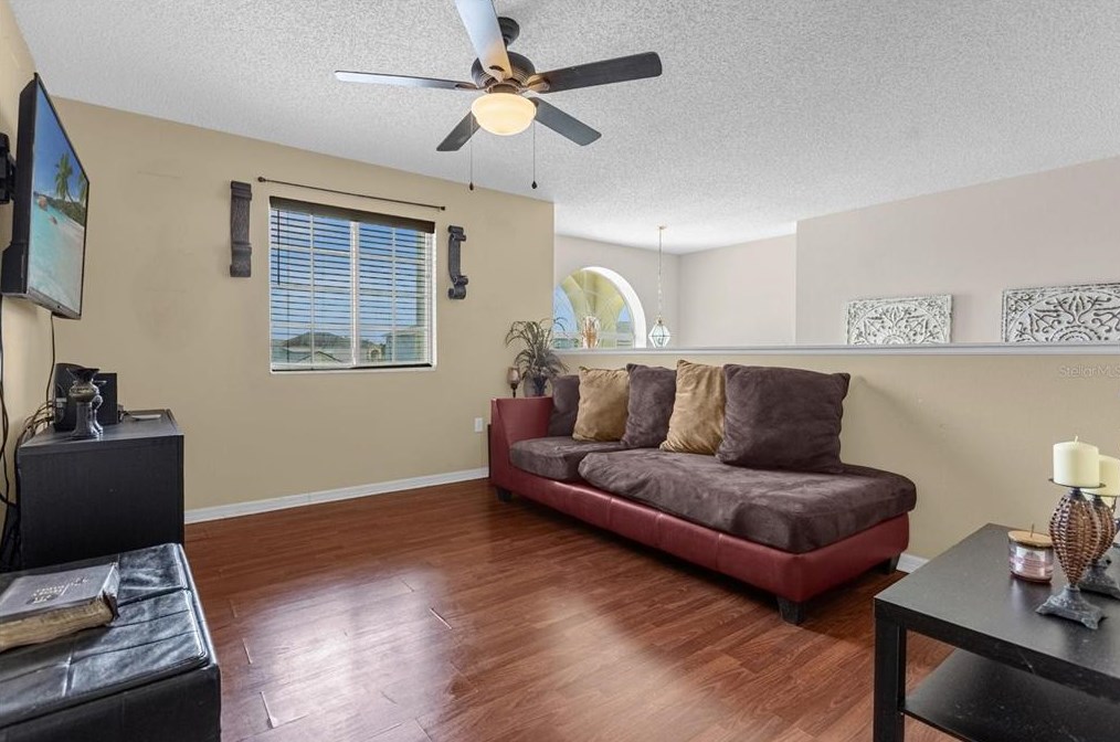 217 Beckenham Dr, Kissimmee FL 34758-4217 exterior