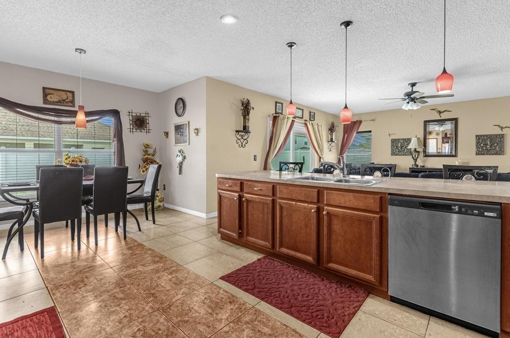 217 Beckenham Dr, Kissimmee FL 34758-4217 exterior