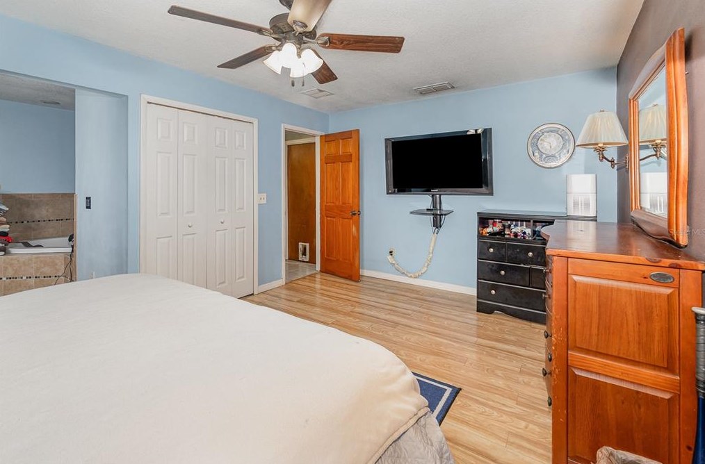 2827 Abney Ave, Orlando FL  32833-4304 exterior