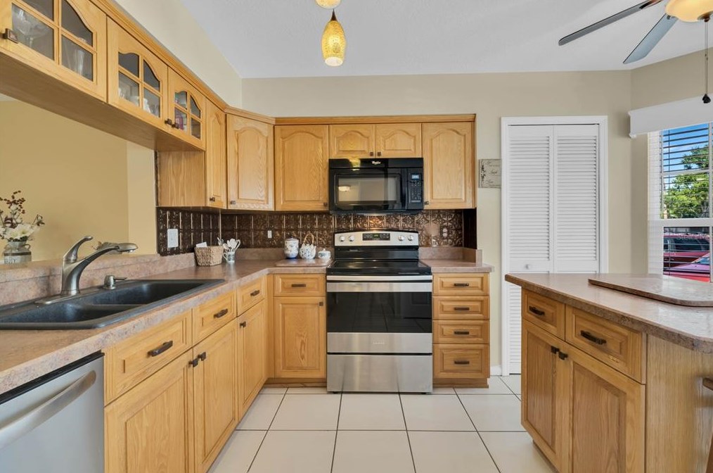 540 Shadow Glenn Pl, Casselberry FL  32708-4649 exterior