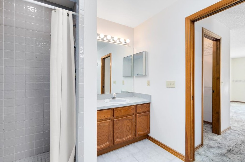 1220 Beth Ln, Saint Cloud FL  34772-7448 exterior