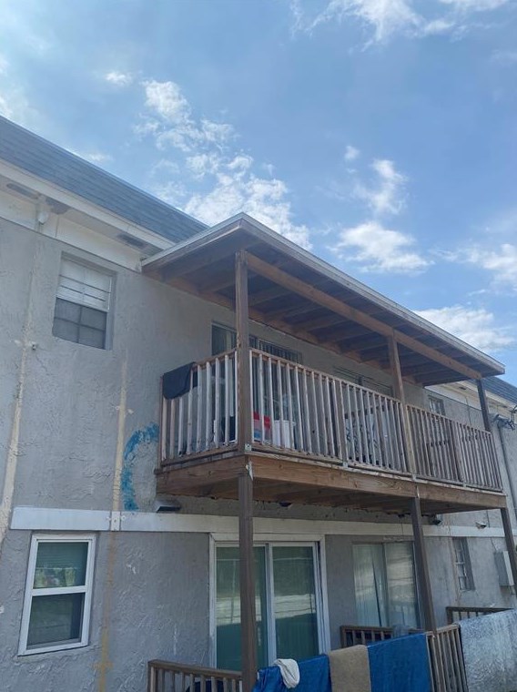 2765 L B Mcleod Rd, Orlando FL 32805-5967 exterior