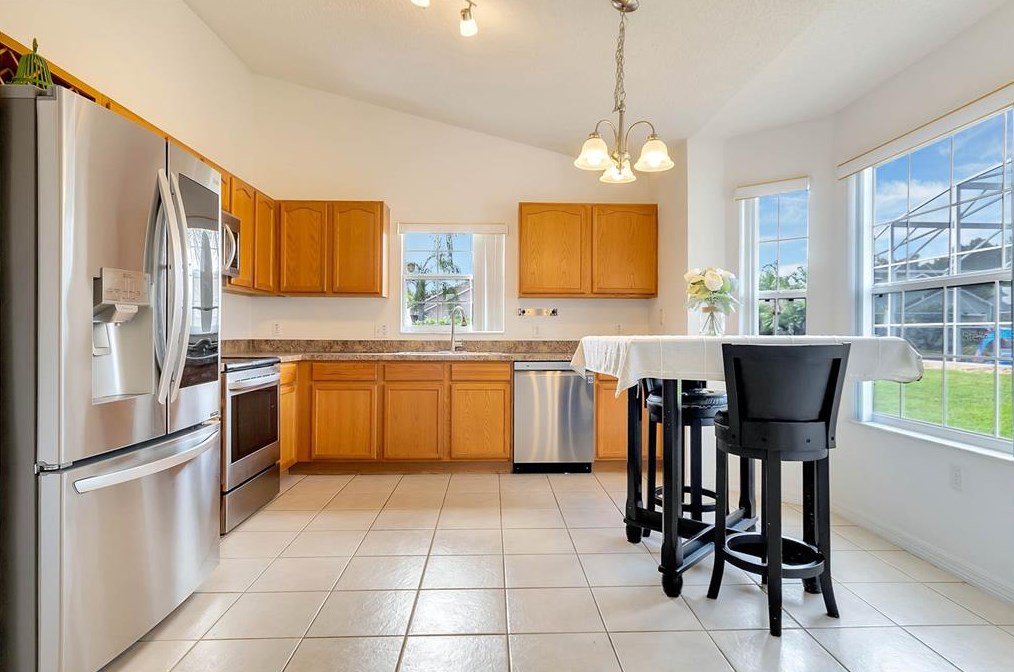 237 Kimberly Point Dr, Davenport FL  33837-3884 exterior