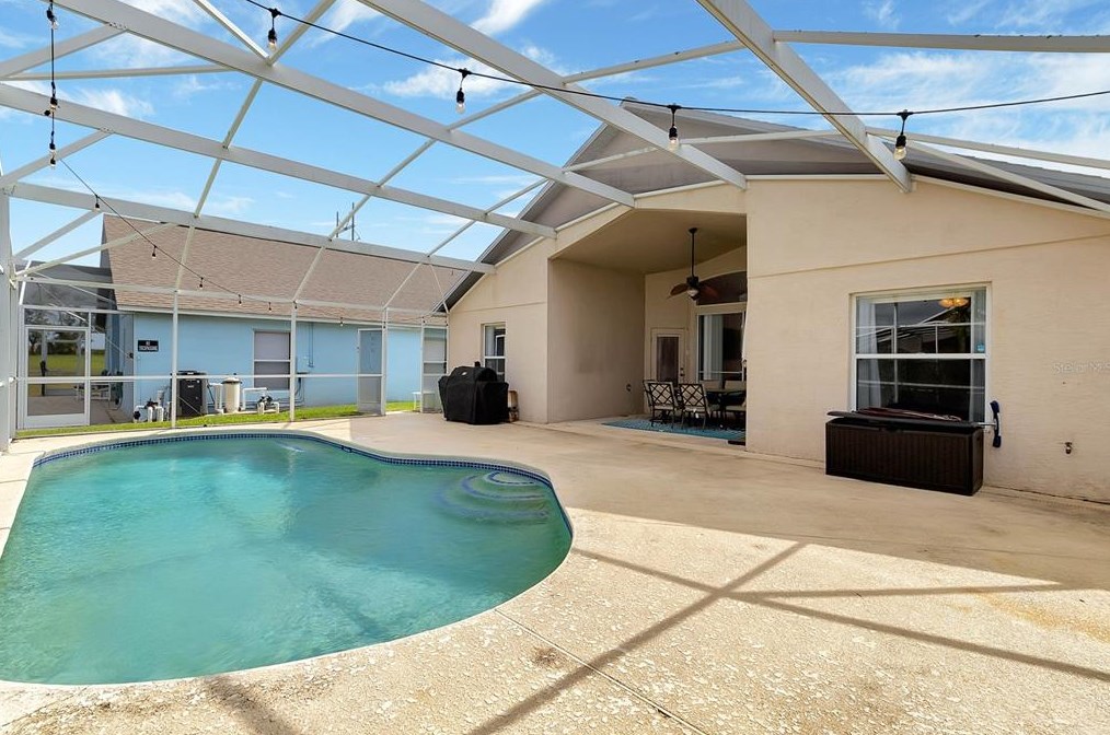 237 Kimberly Point Dr, Davenport FL  33837-3884 exterior