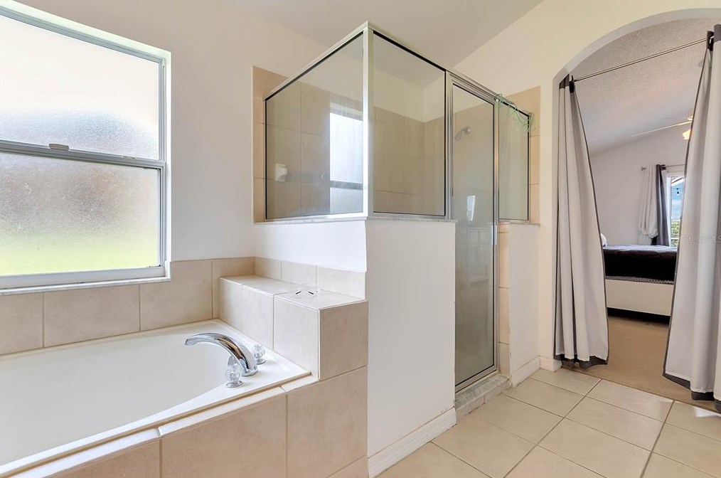 237 Kimberly Point Dr, Davenport FL  33837-3884 exterior