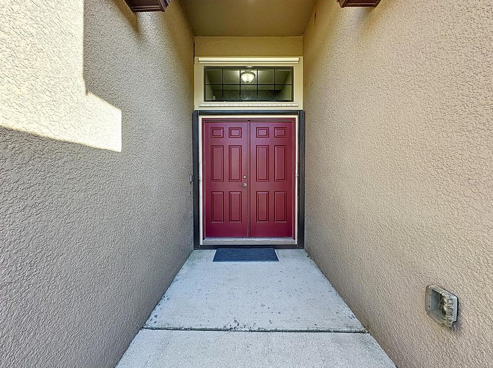 1144 Cambourne Dr, Kissimmee FL exterior