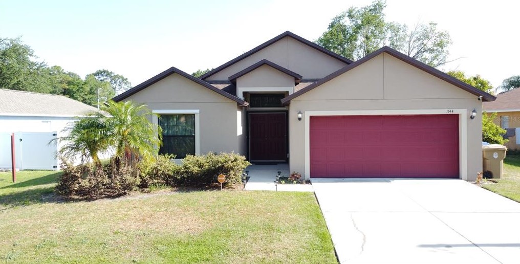 1144 Cambourne Dr, Kissimmee FL exterior