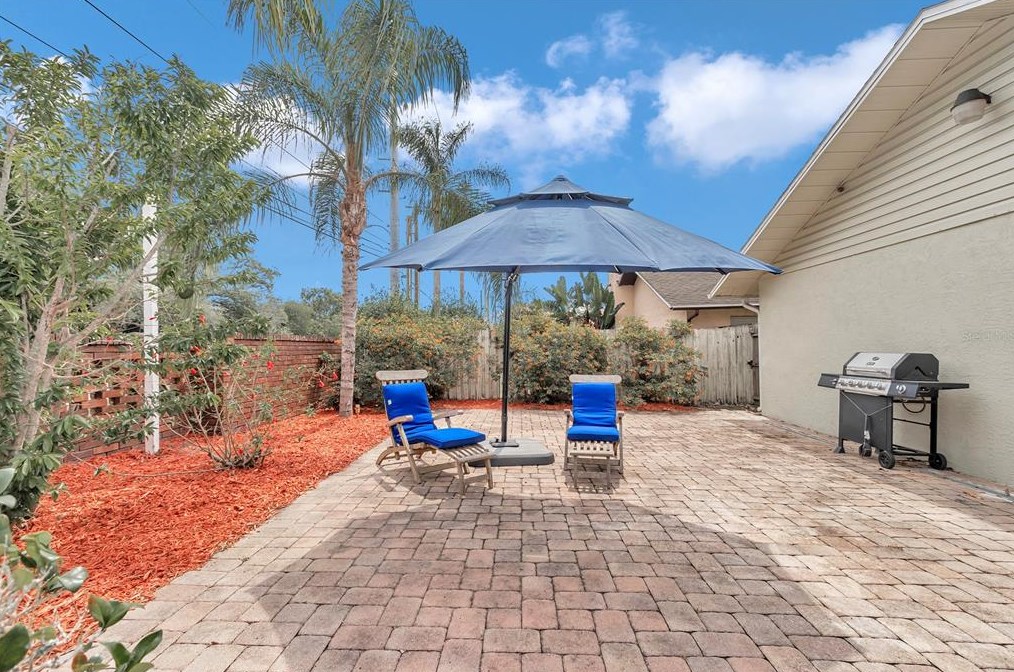 10103 Chesham Dr, Orlando FL  32817-3281 exterior