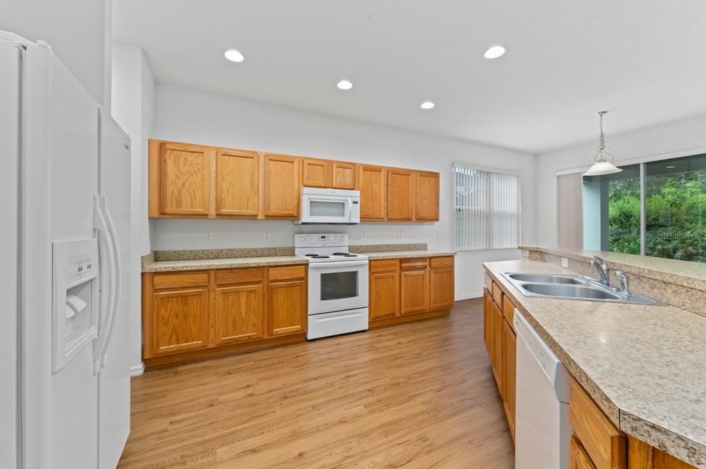 10339 Woodward Winds Dr, Orlando FL  32827-6913 exterior