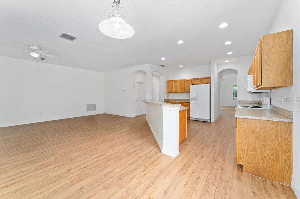 10339 Woodward Winds Dr, Orlando FL  32827-6913 exterior