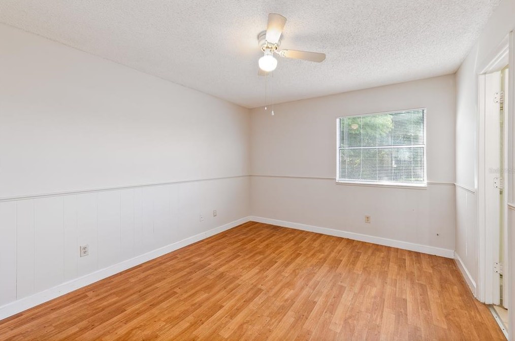 1043 Aaron Dr, Deltona FL  32725-7339 exterior