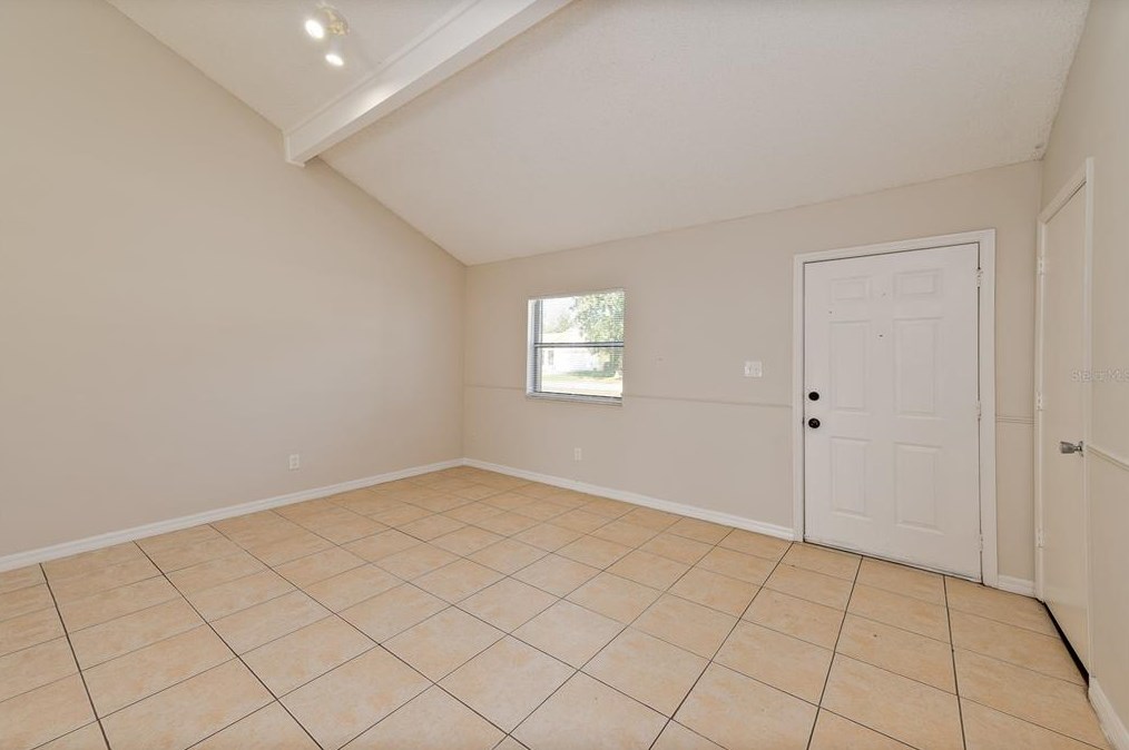 1043 Aaron Dr, Deltona FL  32725-7339 exterior