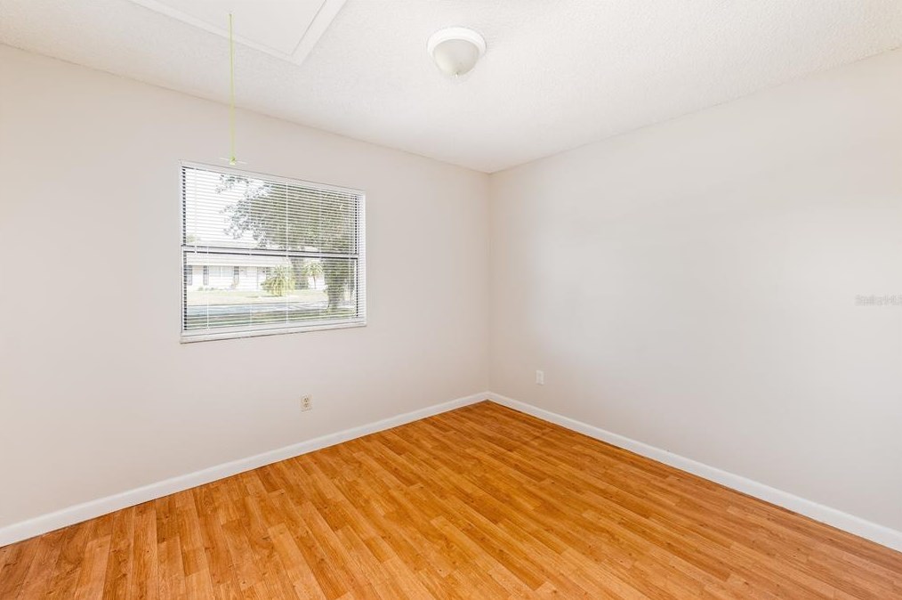 1043 Aaron Dr, Deltona FL  32725-7339 exterior