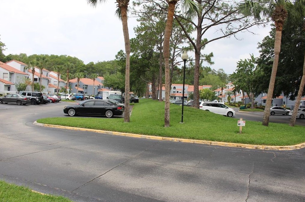 4753 Chevy Pl, Orlando FL 32811-7355 exterior