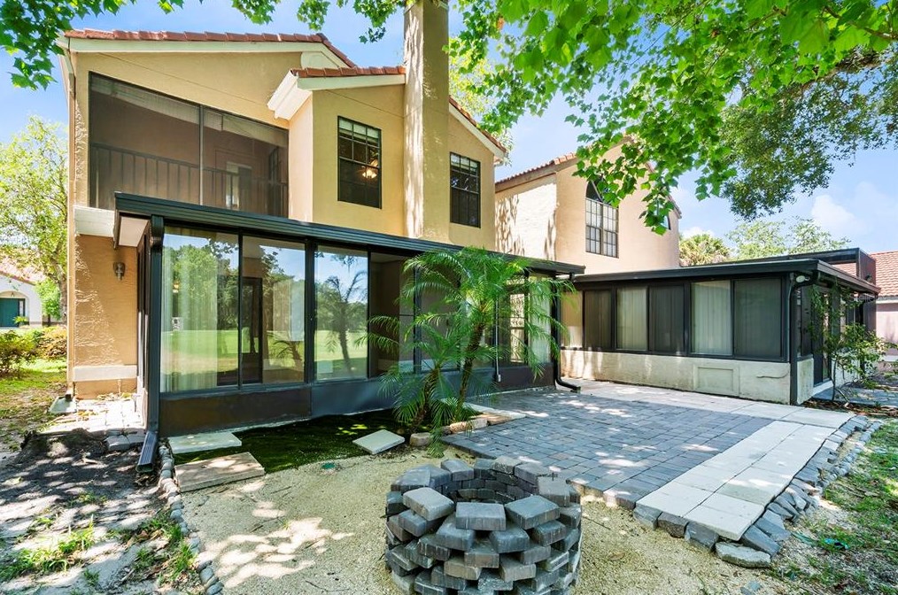 985 Troon Trce, Casselberry FL  32708-4322 exterior