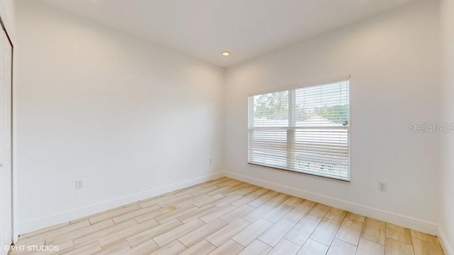 669 Lakeshore Pkwy, Davenport FL  33896-7861 exterior