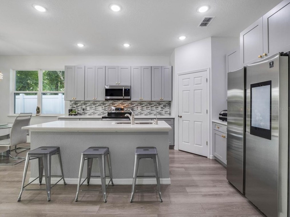 1011 2 Pl, Longwood FL  32750-3029 exterior